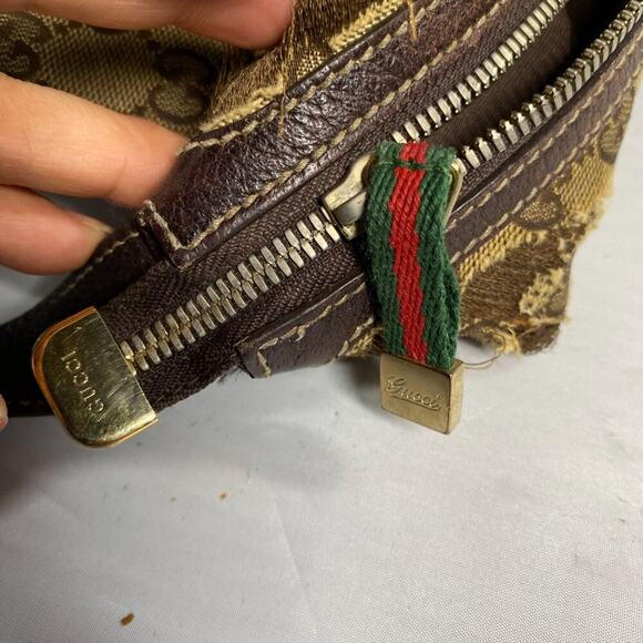 Gucci large Princy G print hobo bag. Tan canvas w brown leather. - Picture 6 of 6